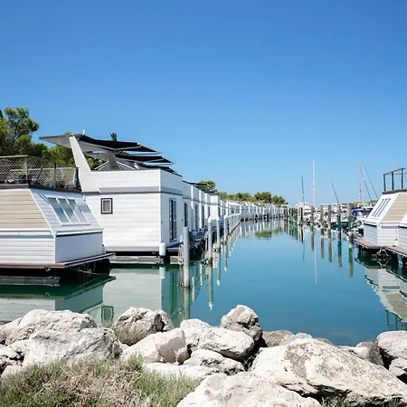 船屋 Dream Houseboat By The Sea With Whirlpool