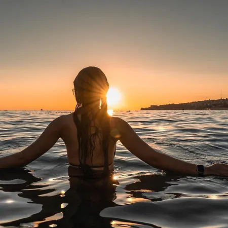 船屋 Dream Houseboat By The Sea With Whirlpool *