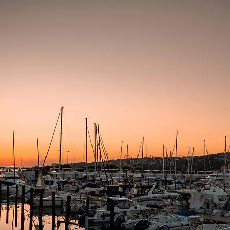 The Sea - Hausboot Floating Sea House *
