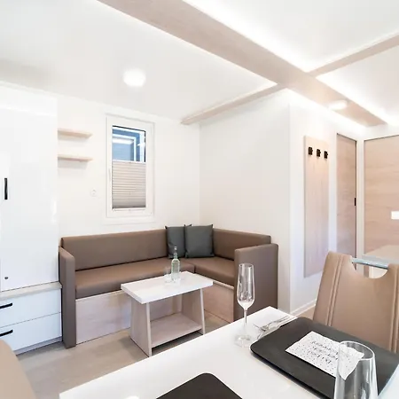 船屋 Dream Houseboat By The Sea With Whirlpool