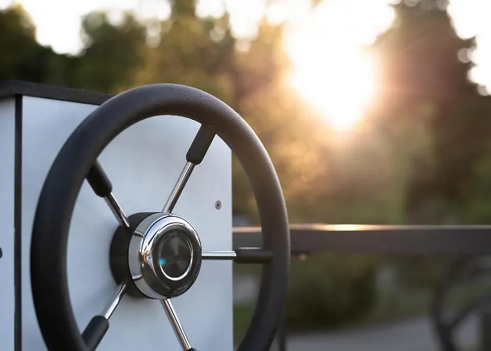 The Sea - Hausboot Floating Sea House