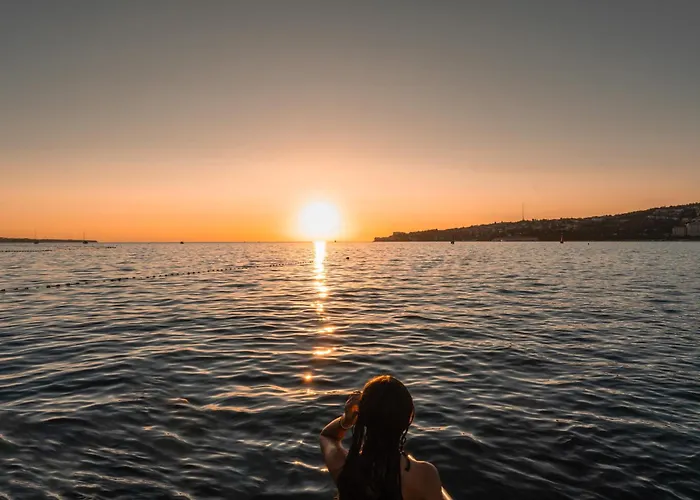 The Sea - Hausboot Floating Sea House Tekne *